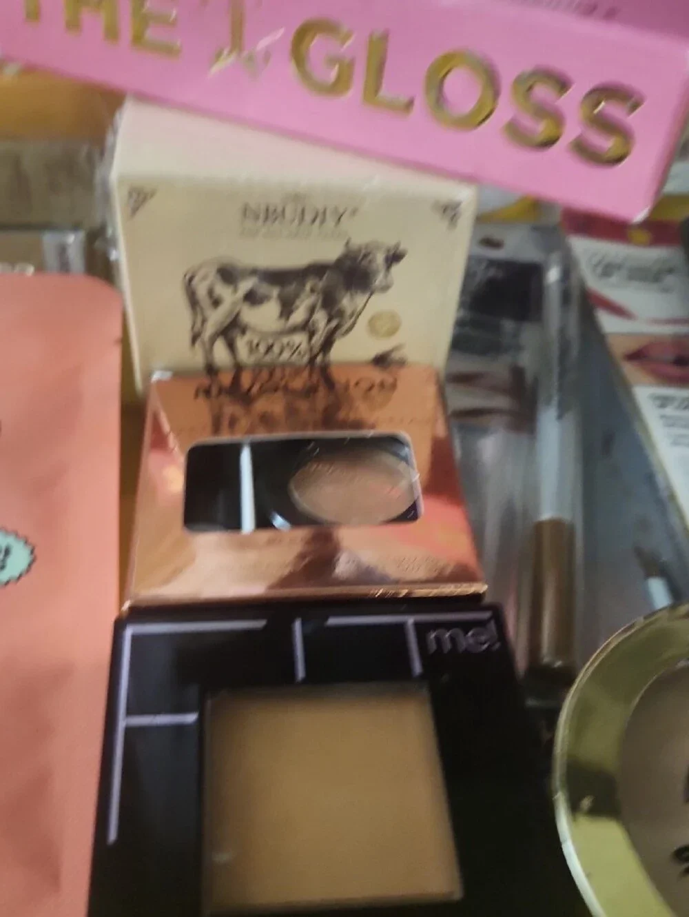 22 Piece Beauty Box